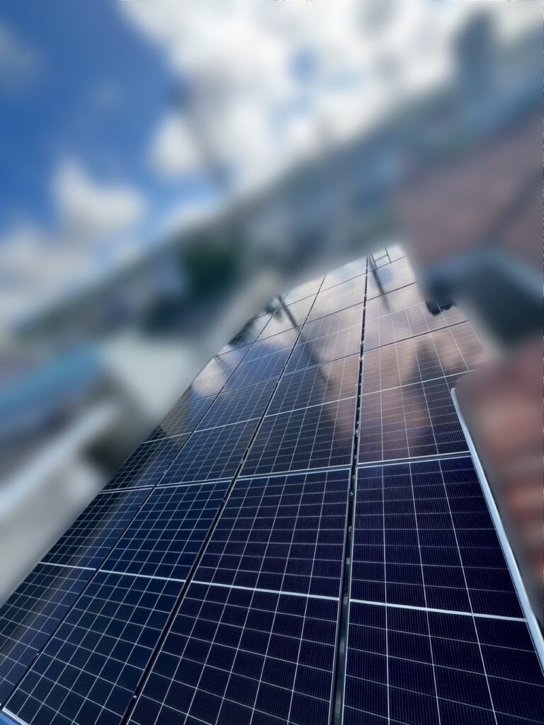 H・F様　太陽光発電・蓄電池・カーポート